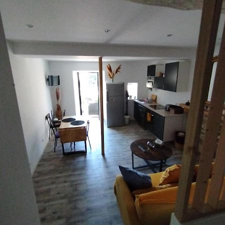 Appartement Trévoux: loft ravissant avec terrasse Extérieur photo
