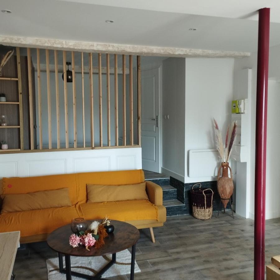 Appartement Trévoux: loft ravissant avec terrasse Extérieur photo